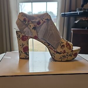 Guess Floral Print Platform Heels